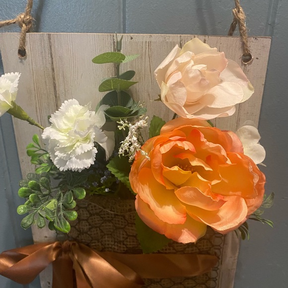 Rustic Flower pocket - Picture 2 of 7